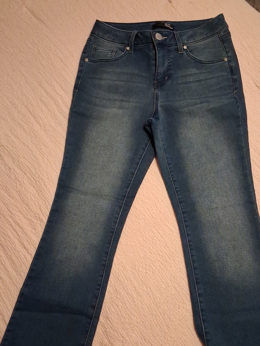 1822 Denim Women’s Medium Blue Skinny Jeans Size 4